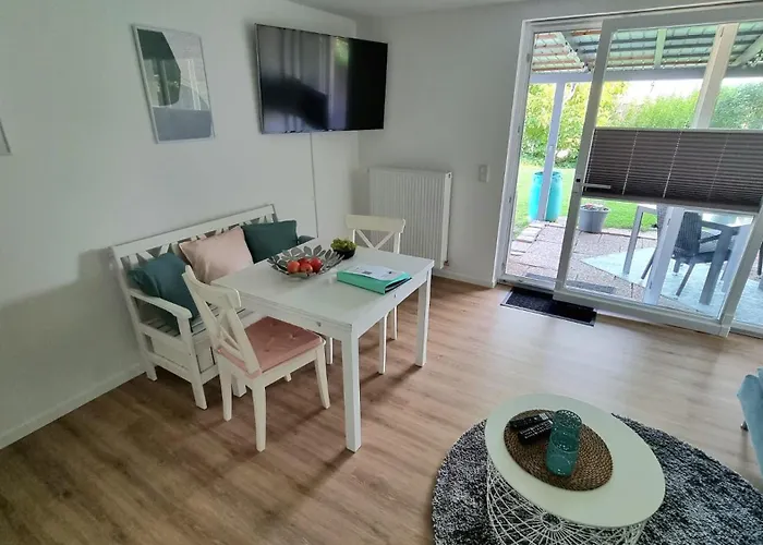 Апартаменты Am Weinberg Ahnatal